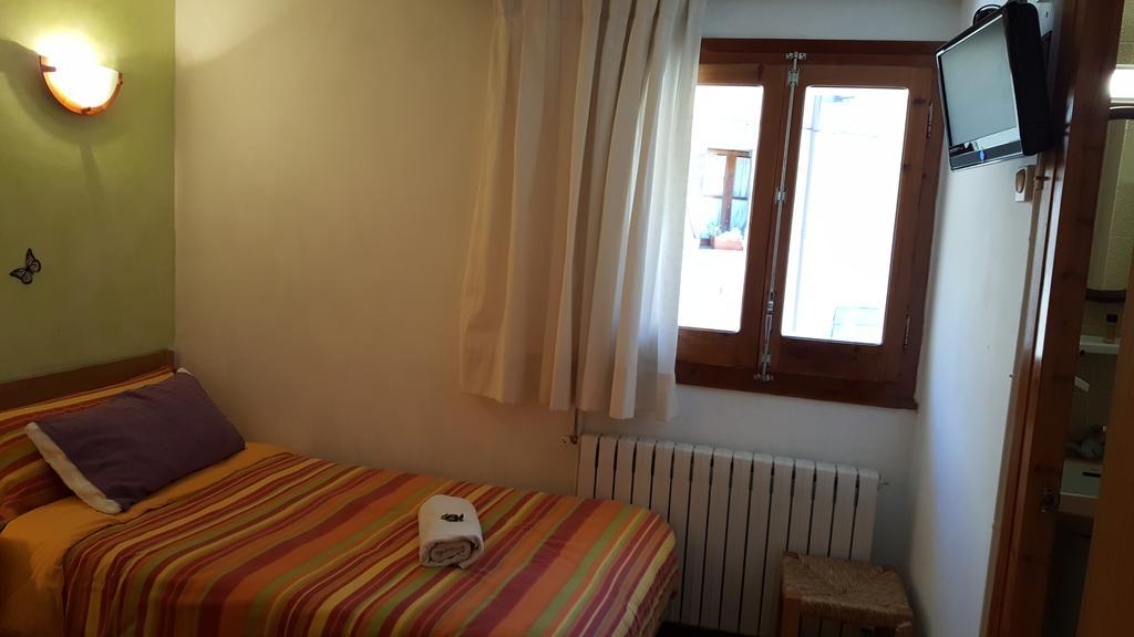 Hostal La Cuineta De Cal Triuet Госоль Экстерьер фото